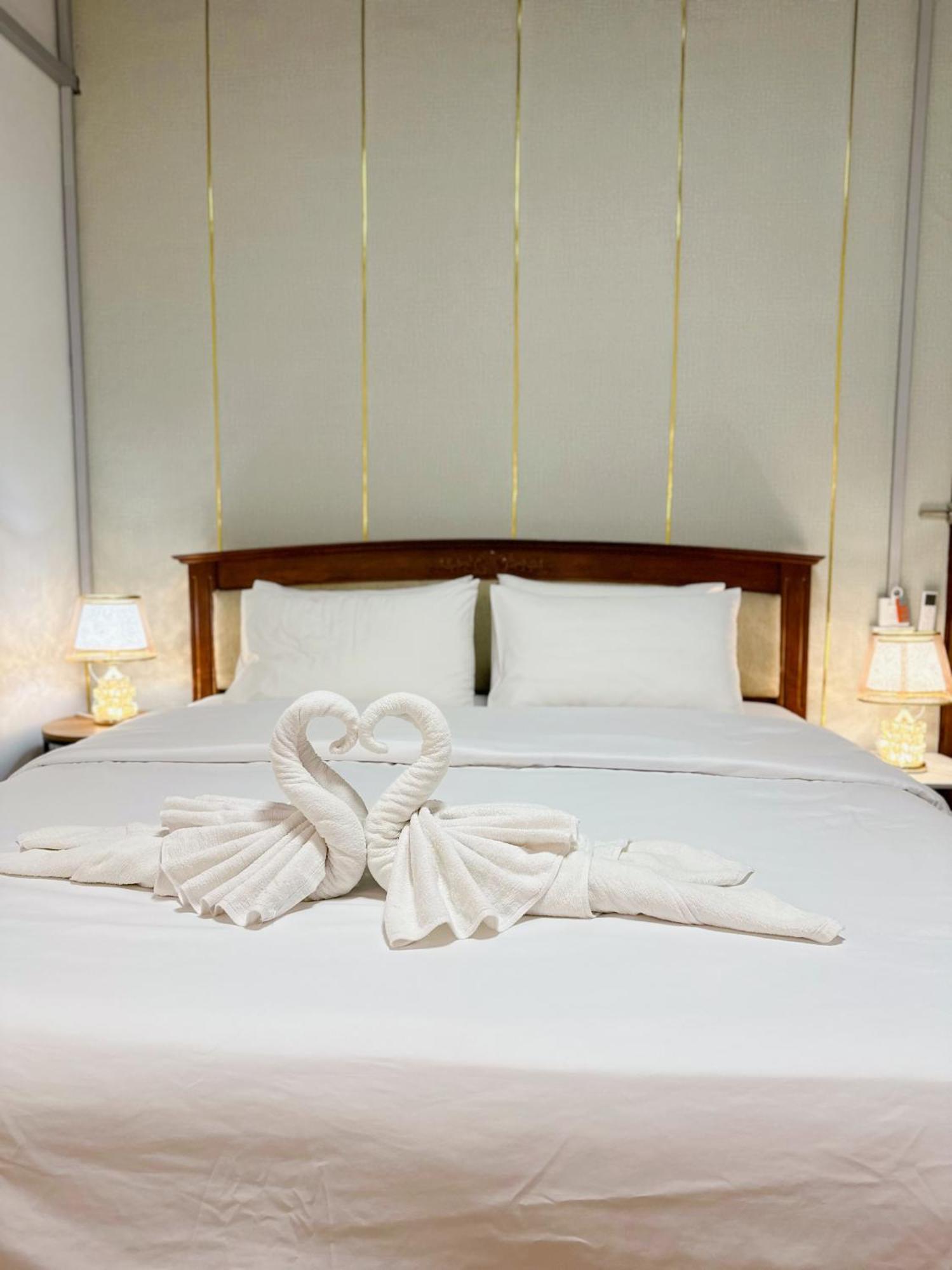 Service Apartment ห้อง102 ใจกลางเมืองใกล้แหล่งท่องเที่ยว Lampang Exterior foto