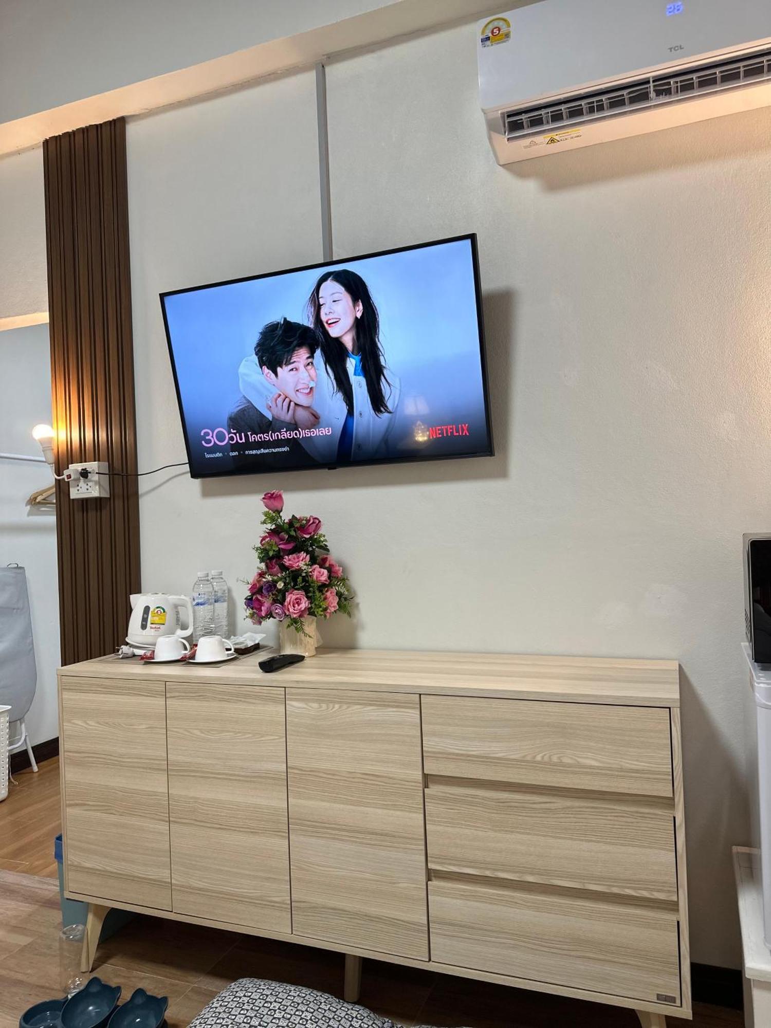 Service Apartment ห้อง102 ใจกลางเมืองใกล้แหล่งท่องเที่ยว Lampang Exterior foto